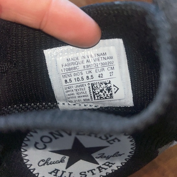 Converse shoes -New - Picture 4 of 8